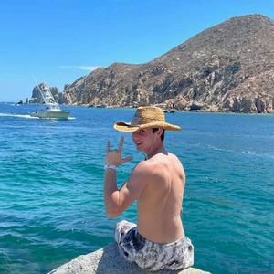 Meet your Posher, Jared